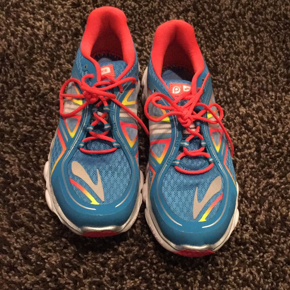 Brooks shoes